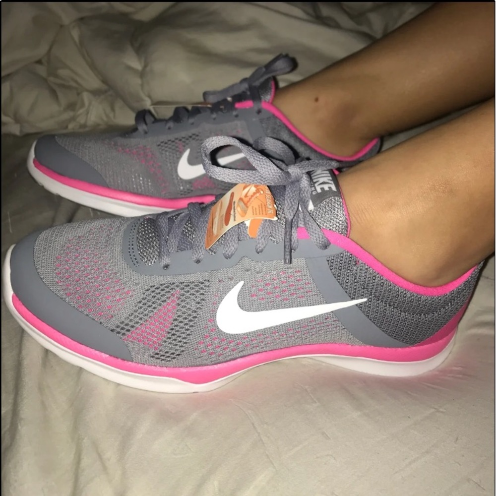 Brand New Nike Grey & Pink Training Shoes Sz 8